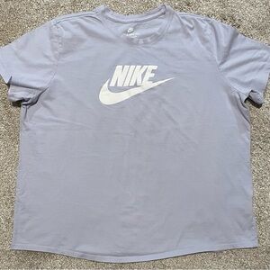 Nike Women's Lavender Short Sleeve Tee